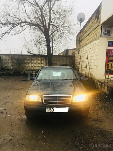 Mercedes C 180 1995, 305,000 km - 0.1 l - Quba