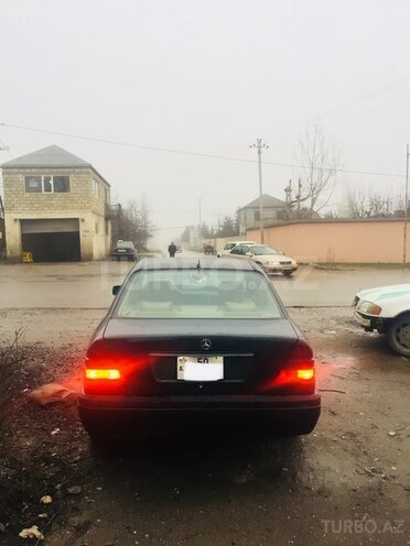 Mercedes C 180 1995, 305,000 km - 0.1 l - Quba