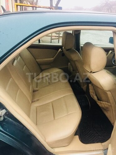 Mercedes C 180 1995, 305,000 km - 0.1 l - Quba