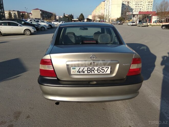Opel Vectra 1996, 298,000 km - 1.6 л - Sumqayıt