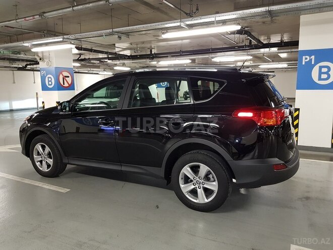 Toyota RAV4 2015, 24,800 km - 2.5 l - Bakı