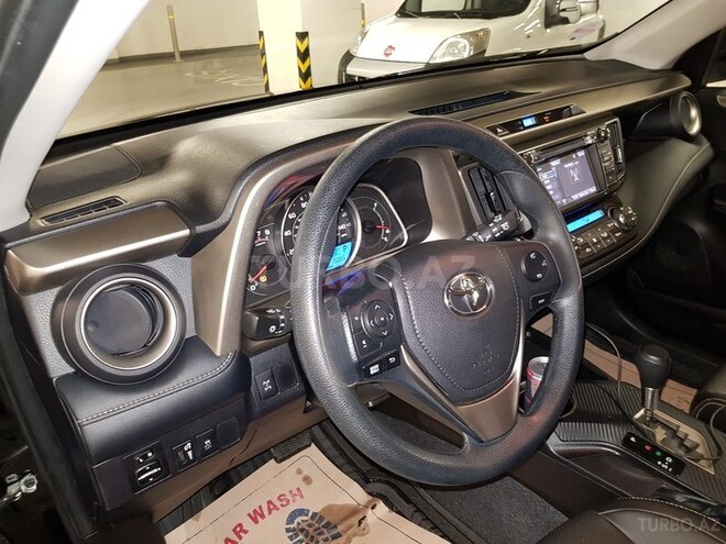Toyota RAV4 2015, 24,800 km - 2.5 l - Bakı