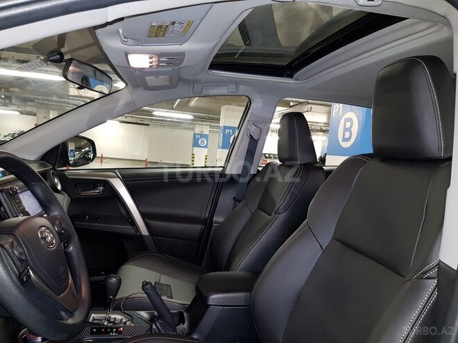 Toyota RAV4 2015, 24,800 km - 2.5 l - Bakı