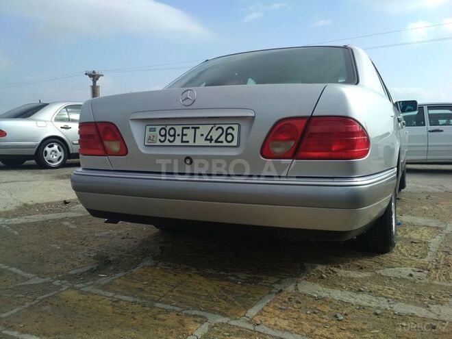 Mercedes E 230 1997, 250,000 km - 2.3 л - Sumqayıt