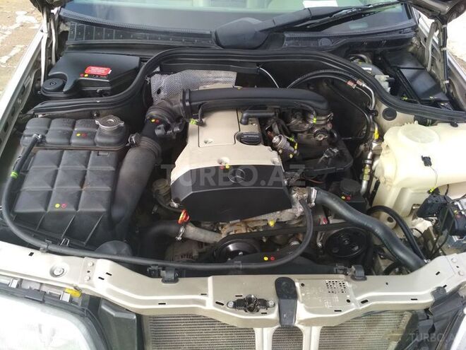Mercedes E 230 1997, 250,000 km - 2.3 л - Sumqayıt