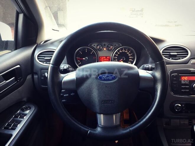 Ford Focus 2010, 135,000 km - 2.0 l - Bakı