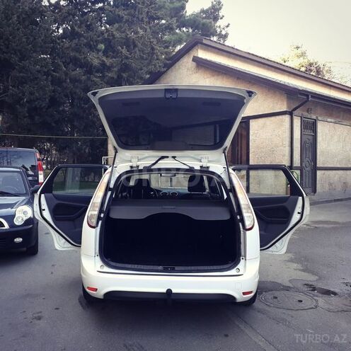 Ford Focus 2010, 135,000 km - 2.0 l - Bakı
