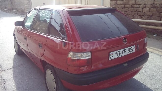 Opel Astra 1992, 299,888 km - 1.6 л - Bakı