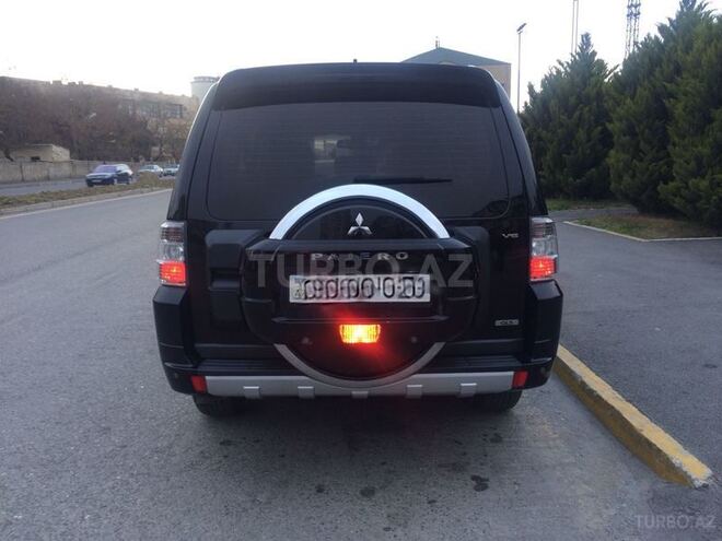 Mitsubishi Pajero 2010, 109,000 km - 3.5 l - Bakı