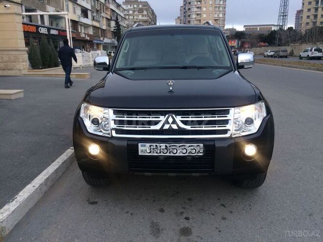 Mitsubishi Pajero 2010, 109,000 km - 3.5 l - Bakı