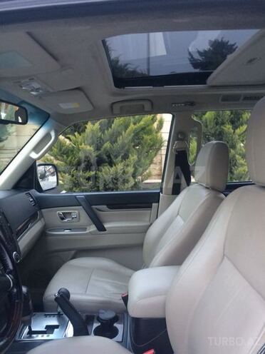 Mitsubishi Pajero 2010, 109,000 km - 3.5 l - Bakı