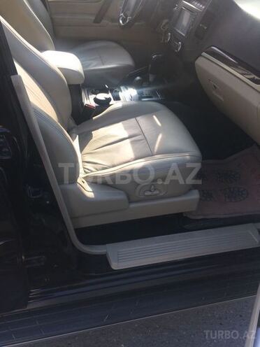 Mitsubishi Pajero 2010, 109,000 km - 3.5 l - Bakı