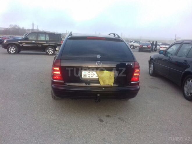 Mercedes C 220 2002, 270,000 km - 2.2 л - Bakı