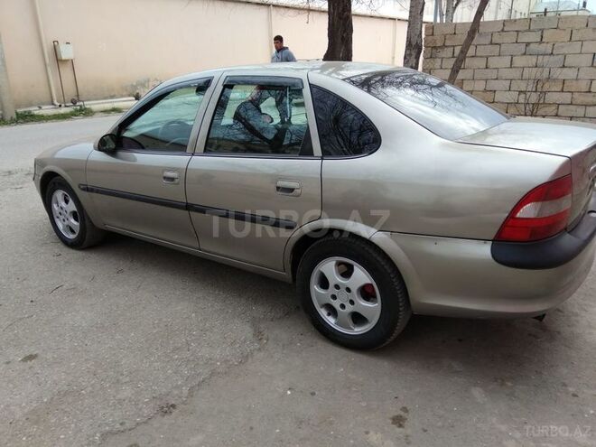 Opel Vectra 1997, 287,600 km - 2.0 l - Sumqayıt