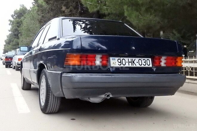 Mercedes 190 1991, 333,000 km - 2.0 л - Şirvan