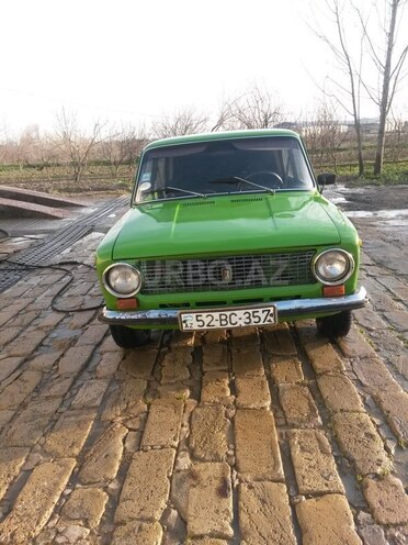 LADA (VAZ) 21011 1976, 392,380 km - 1.3 л - Salyan