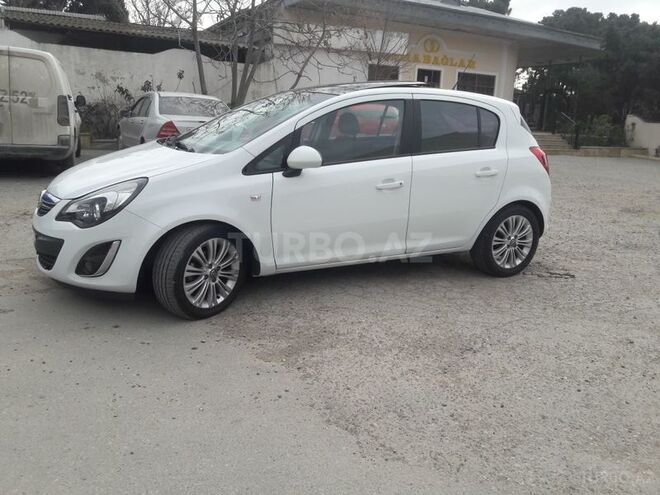 Opel Corsa 2011, 75,000 km - 1.4 l - Bakı