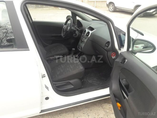 Opel Corsa 2011, 75,000 km - 1.4 l - Bakı