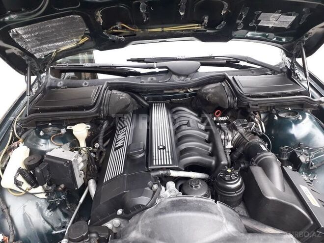 BMW 528 1997, 153,938 km - 2.8 l - Sumqayıt