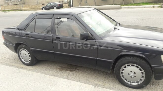 Mercedes 190 1993, 380,000 km - 1.8 л - Bakı