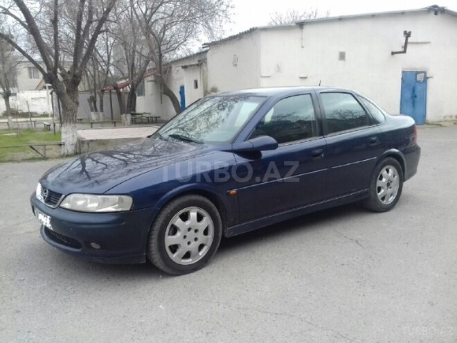 Opel Vectra 1999, 210,000 km - 1.8 l - Bakı