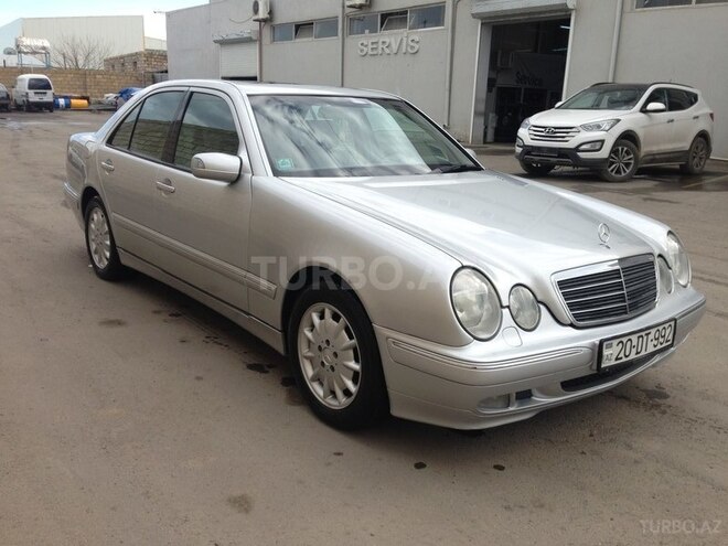Mercedes E 200 2000, 325,000 km - 2.0 l - Gəncə