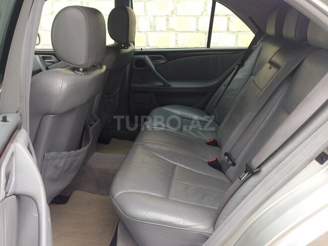Mercedes E 200 2000, 325,000 km - 2.0 l - Gəncə