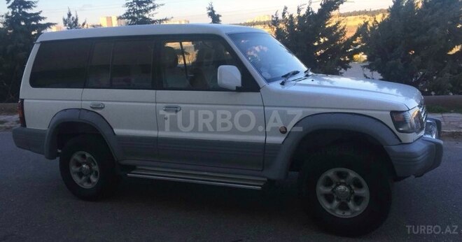 Mitsubishi Pajero 1992, 250,000 km - 2.5 l - Bakı