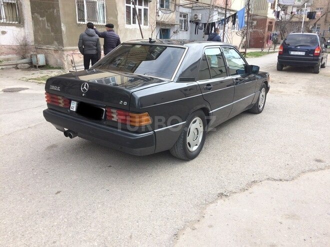 Mercedes 190 1991, 320,000 km - 2.0 l - Sumqayıt