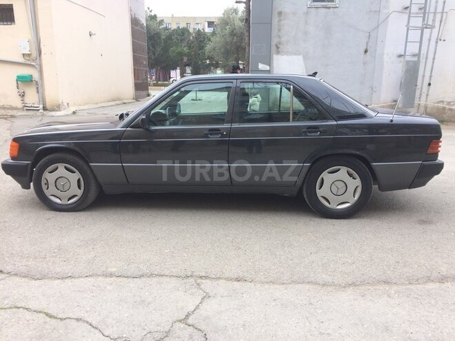 Mercedes 190 1991, 320,000 km - 2.0 l - Sumqayıt
