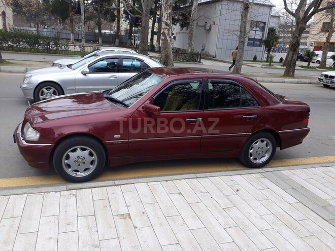 Mercedes C 180 1999, 208,000 km - 1.8 l - Mingəçevir