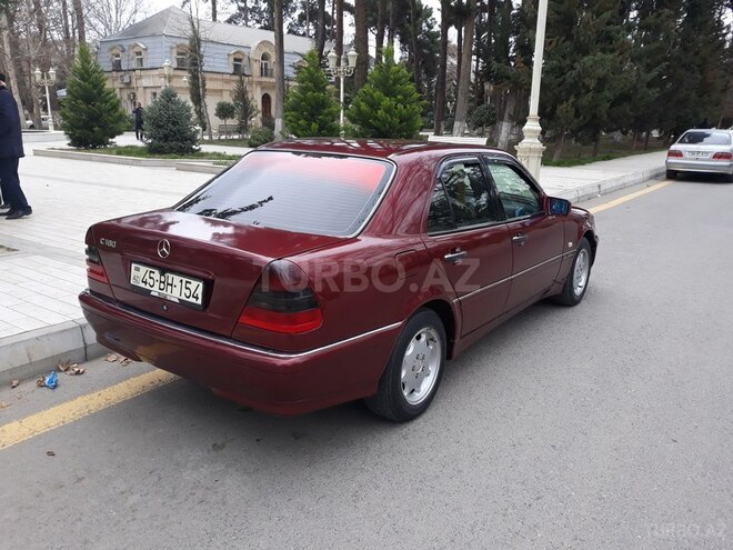 Mercedes C 180 1999, 208,000 km - 1.8 l - Mingəçevir