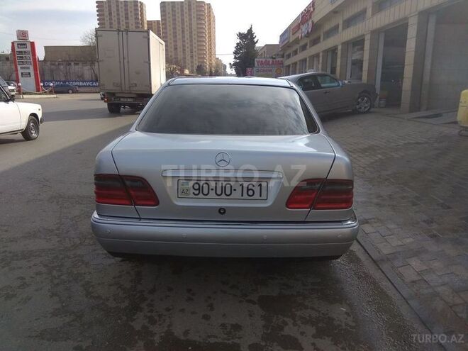 Mercedes E 280 1998, 234,000 km - 2.8 l - Bakı
