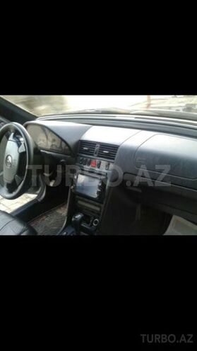 Mercedes C 200 1998, 304,000 km - 0.2 l - Şamaxı