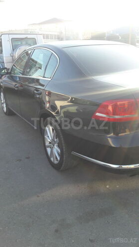 Volkswagen Passat 2011, 167,000 km - 1.8 l - Bakı