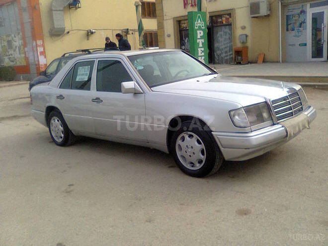 Mercedes E 200 1990, 380,400 km - 2.0 л - Bakı