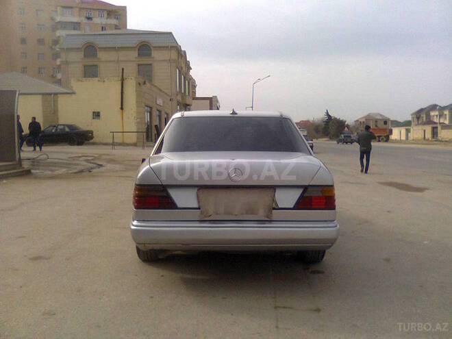 Mercedes E 200 1990, 380,400 km - 2.0 л - Bakı