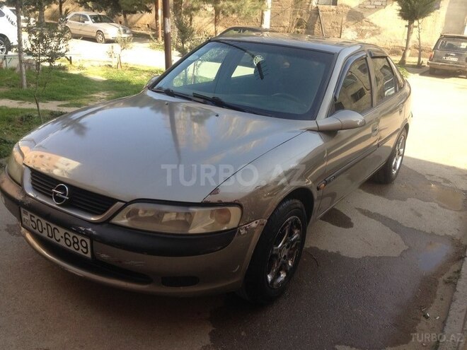 Opel Vectra 1996, 265,000 km - 2.0 l - Sumqayıt