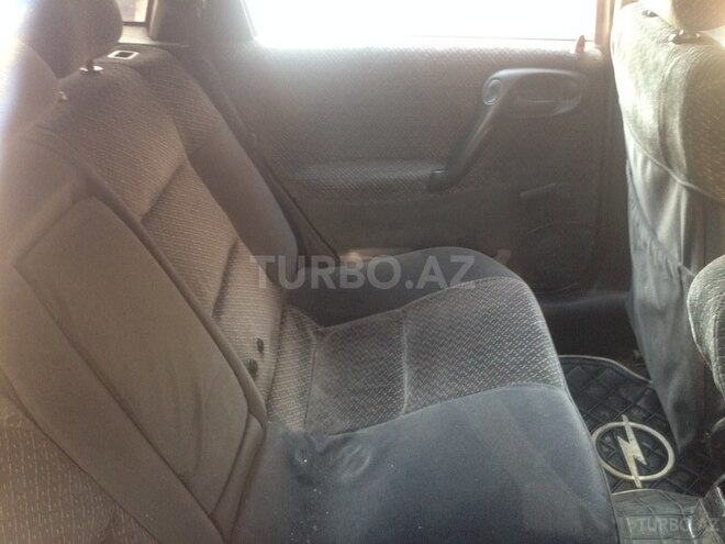 Opel Vectra 1996, 265,000 km - 2.0 l - Sumqayıt