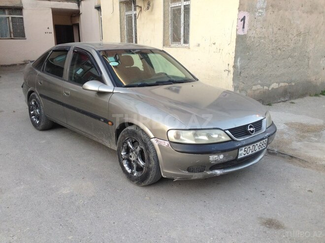 Opel Vectra 1996, 265,000 km - 2.0 l - Sumqayıt