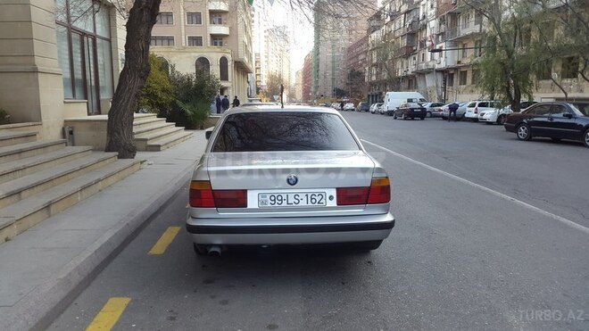 BMW 520 1990, 350,000 km - 2.0 l - Bakı