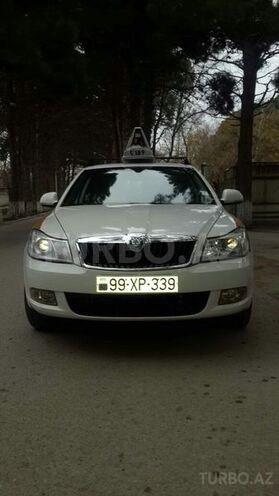 Skoda Octavia 2012, 400,000 km - 1.4 l - Bakı