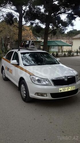 Skoda Octavia 2012, 400,000 km - 1.4 l - Bakı