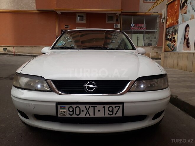 Opel Vectra 1999, 271,000 km - 1.8 л - Bakı