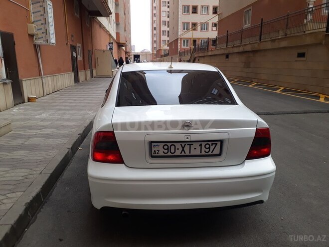 Opel Vectra 1999, 271,000 km - 1.8 л - Bakı