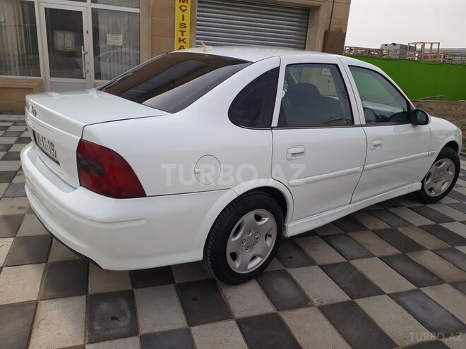 Opel Vectra 1999, 271,000 km - 1.8 л - Bakı