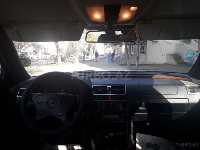 Mercedes C 220 1995, 230,000 km - 2.2 l - Bakı