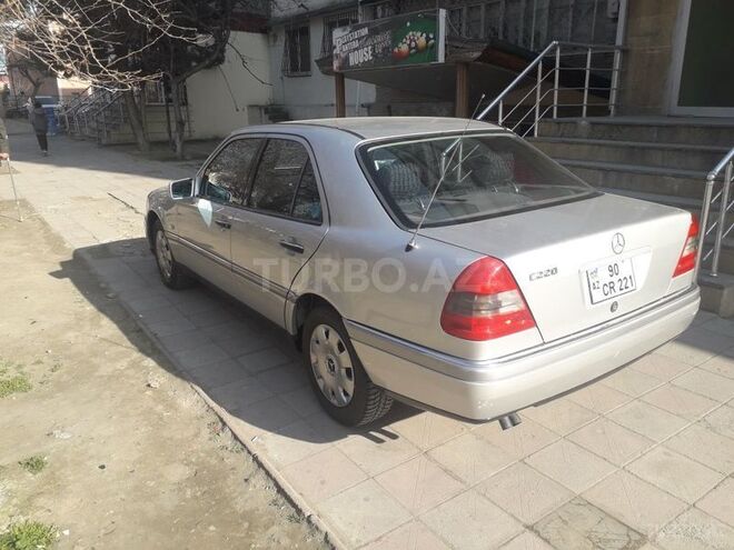 Mercedes C 220 1995, 230,000 km - 2.2 l - Bakı