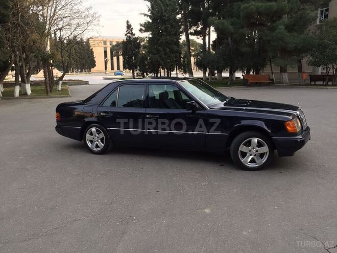 Mercedes E 200 1994, 200,000 km - 2.0 л - Sumqayıt