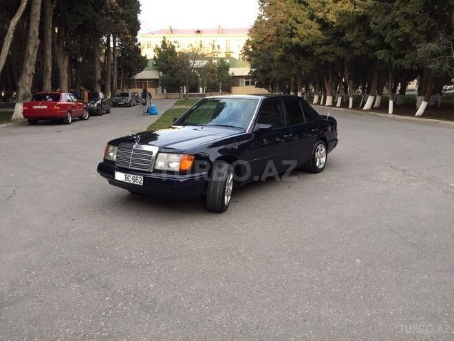 Mercedes E 200 1994, 200,000 km - 2.0 л - Sumqayıt